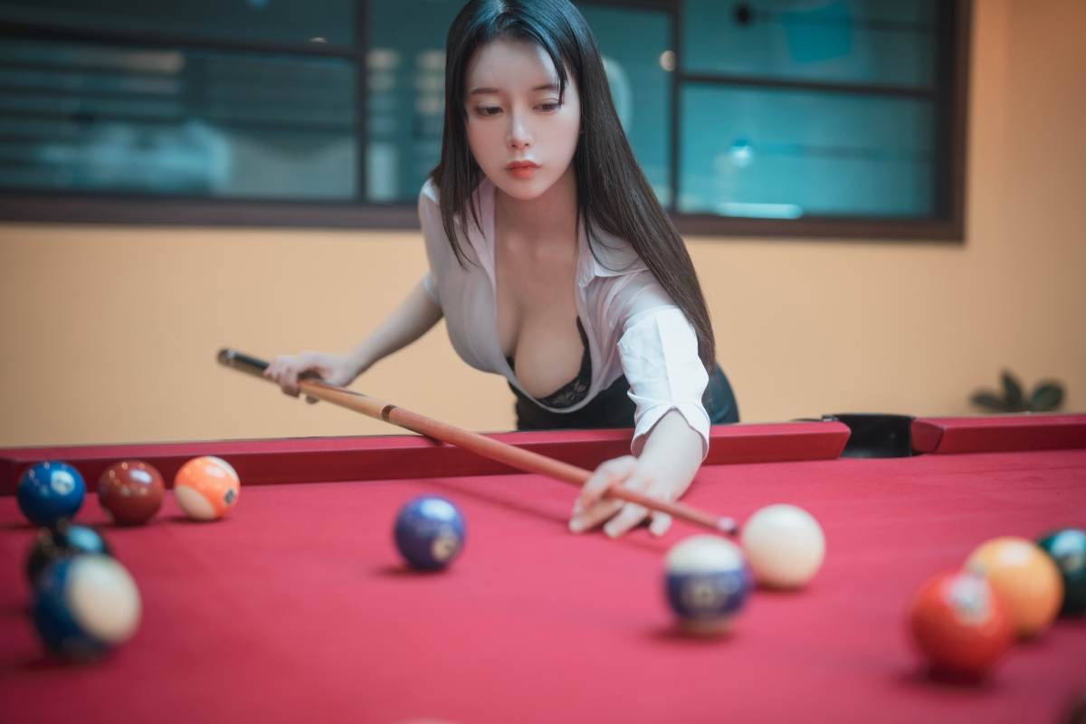 DJAWA ZziZzi Billiards Girl Office Look 0022 4859082773.jpg