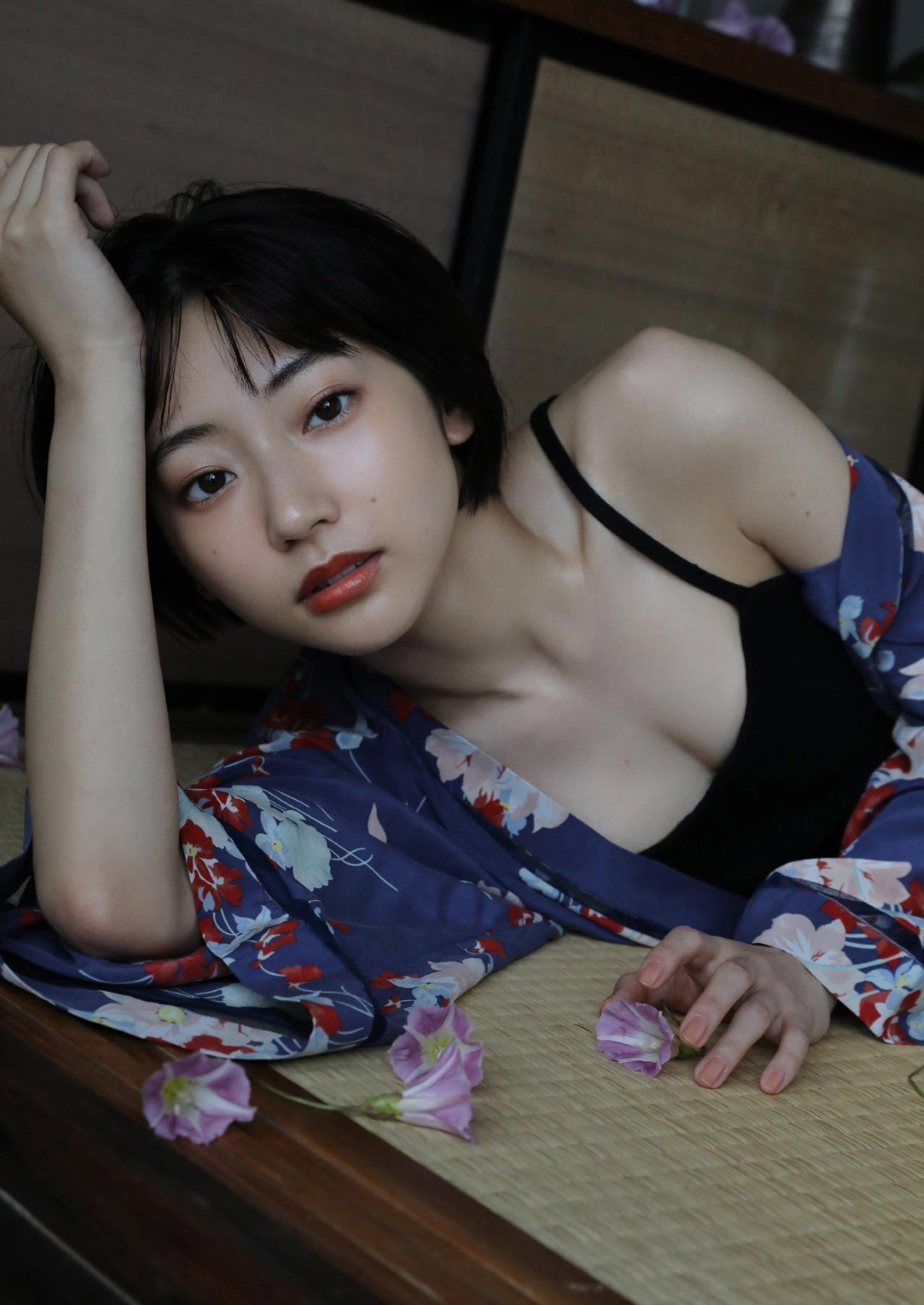 Photobook 2021 07 28 Rena Takeda 武田玲奈 Geranium 0031 3488755862.jpg