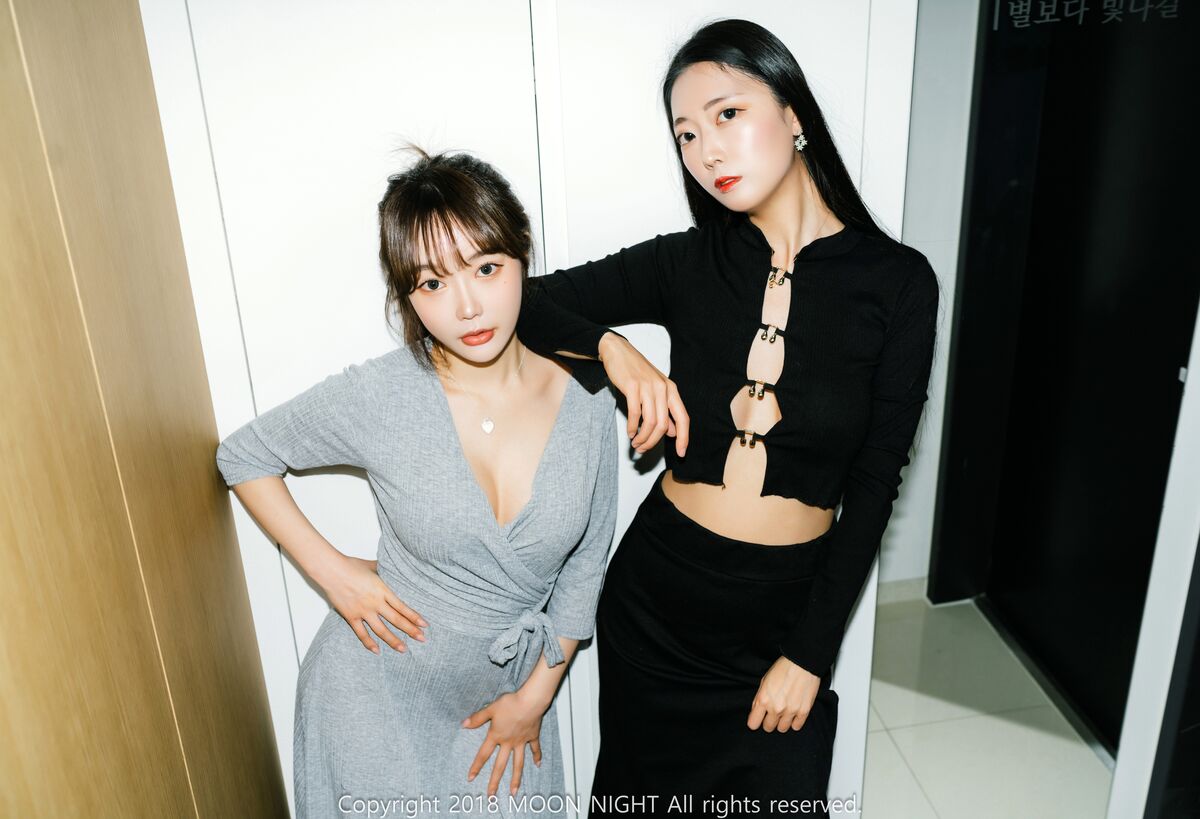 Moon Night Snap Mona 모나 And Jucy 쥬시 Loveholic Vol 2 0005 1328542769.jpg