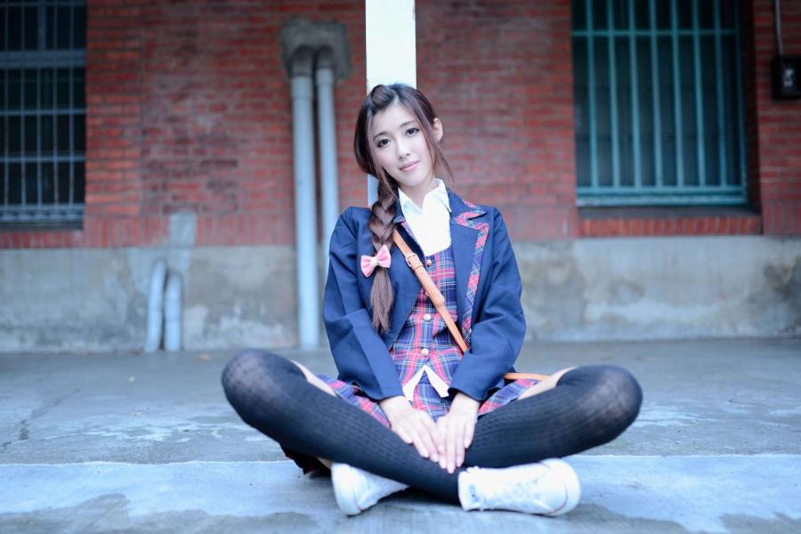 Liao Ting Lian Sexy Asian Student on the way to School