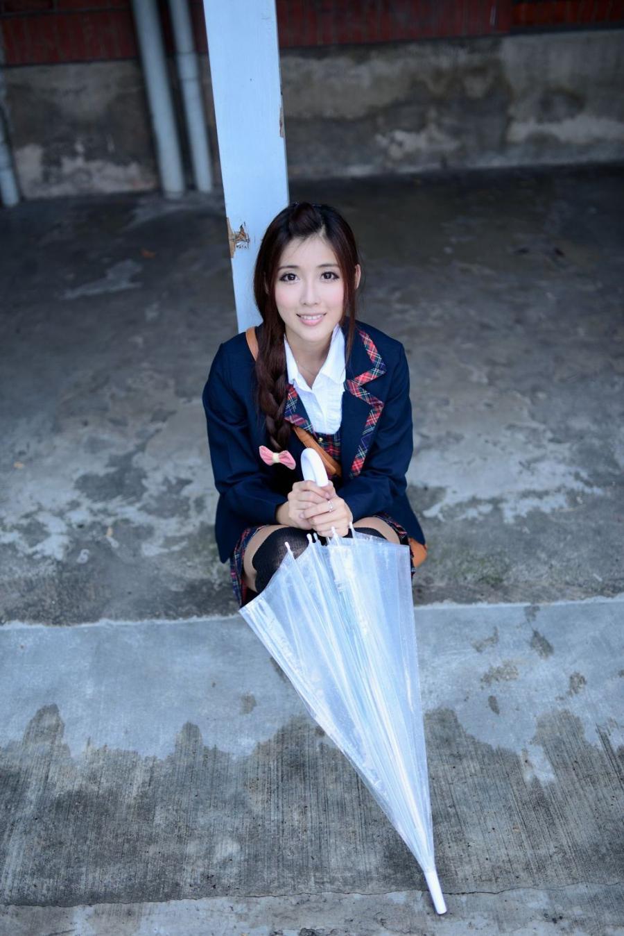 Liao Ting Lian Sexy Asian Student on the way to School