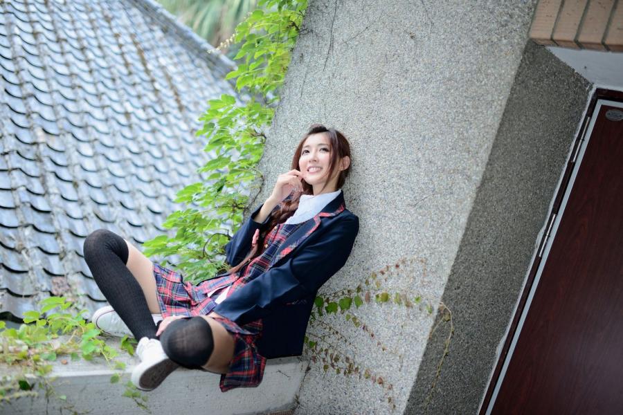 Liao Ting Lian Sexy Asian Student on the way to School