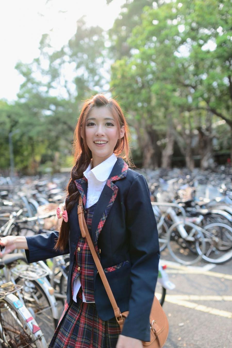 Liao Ting Lian Sexy Asian Student on the way to School