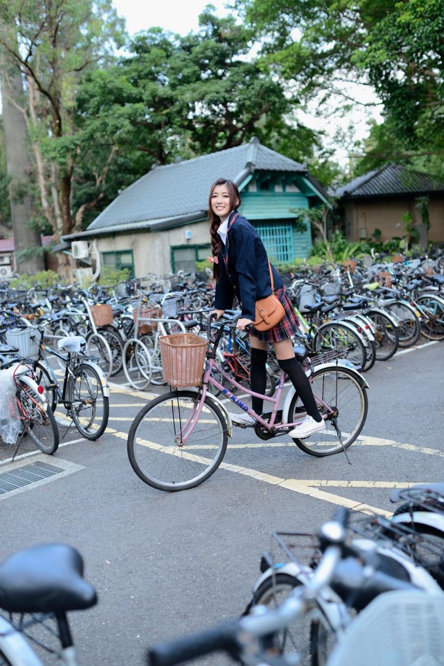 Liao Ting Lian Sexy Asian Student on the way to School