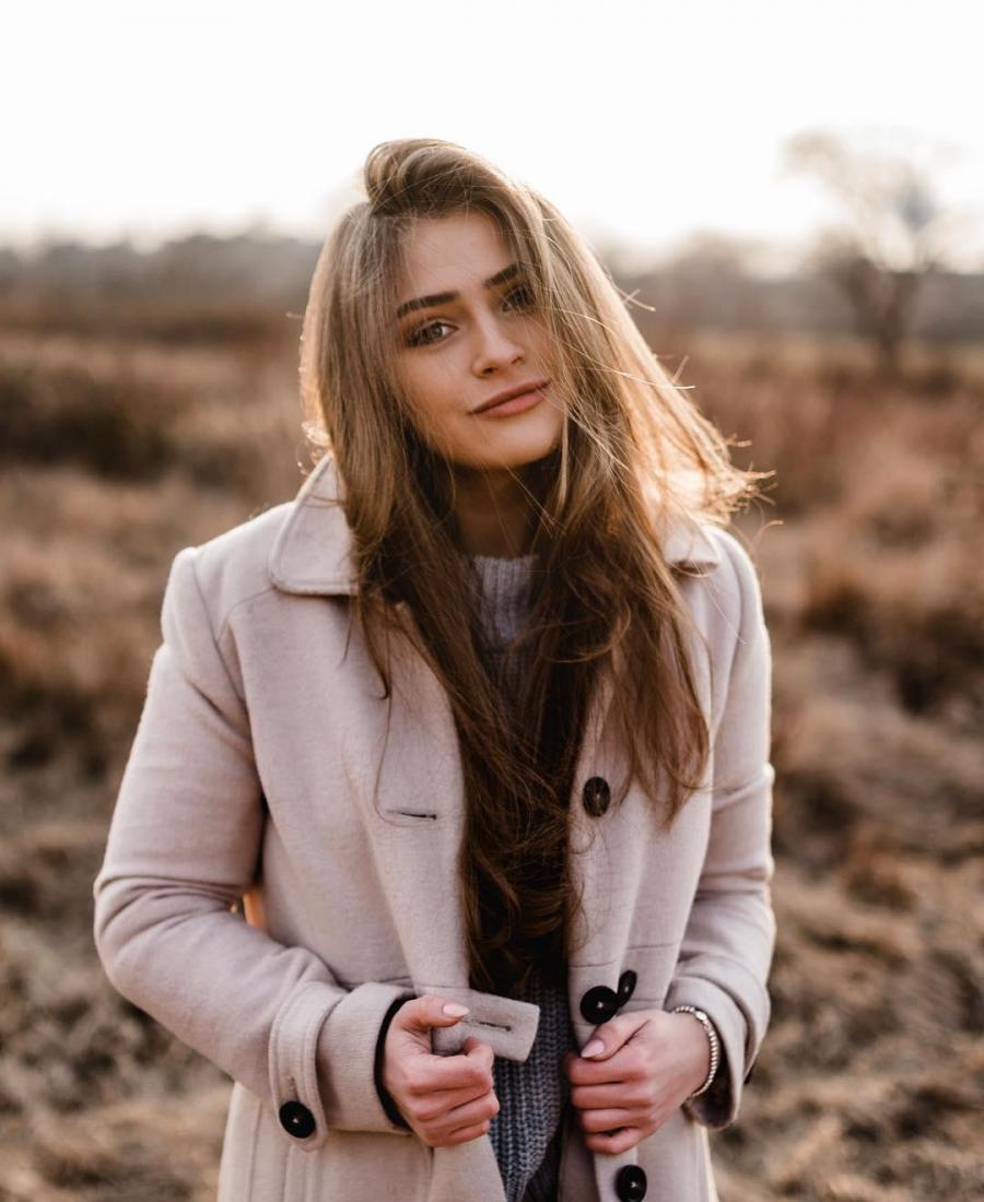 Anna Von Klinski Temperament Picture and Photo