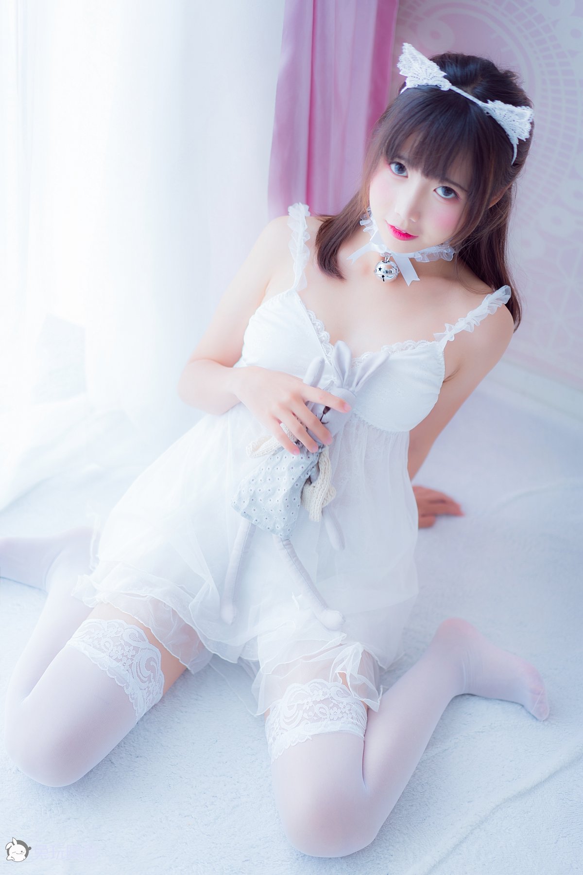 Coser@面饼仙儿 Vol 002 吊带睡衣 0001 3713052759.jpg