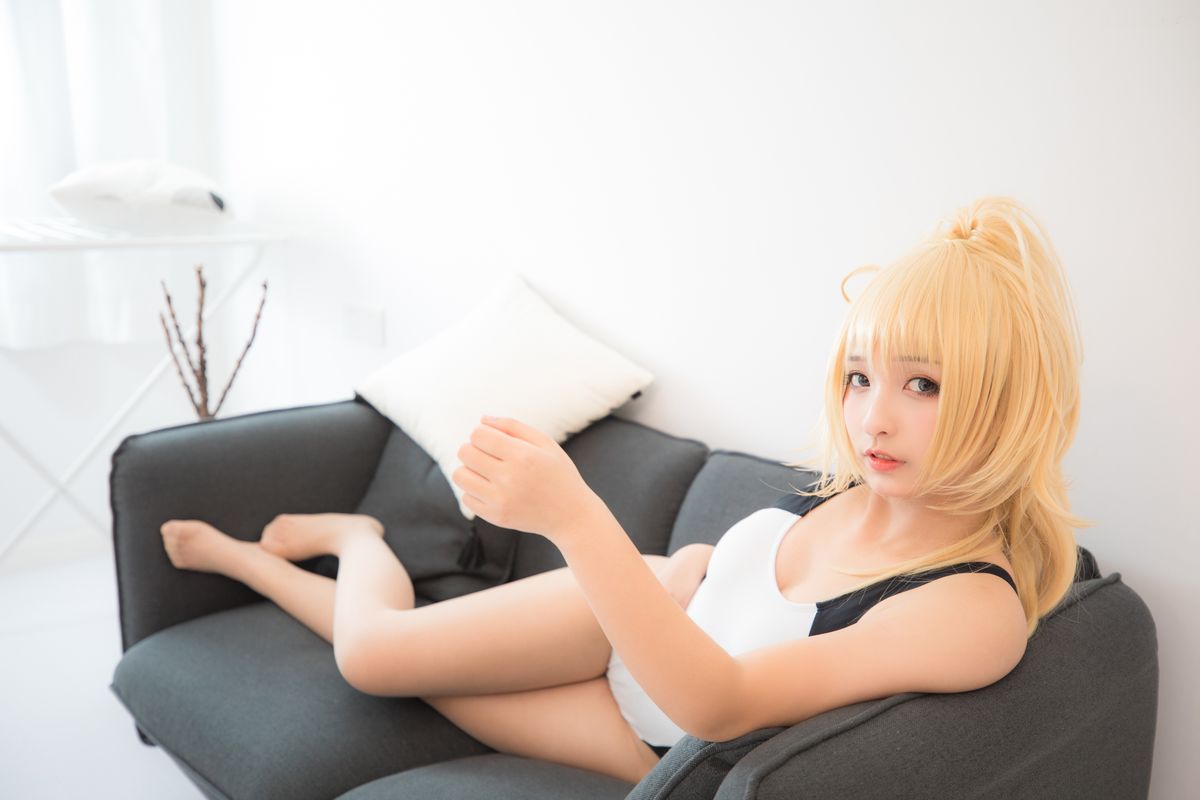 Coser@神楽坂真冬 Vol 036 电子相册 白贞德 Swimingthedrea A 0045 1469513062.jpg