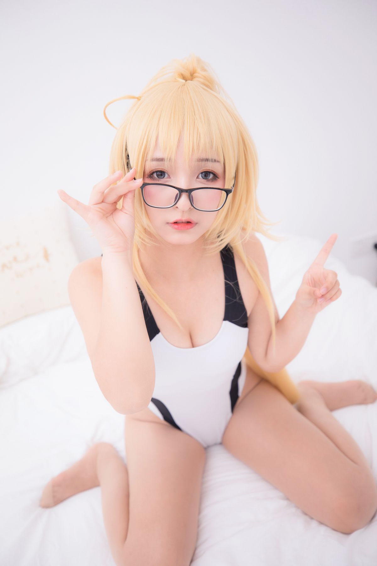 Coser@神楽坂真冬 Vol 036 电子相册 白贞德 Swimingthedrea B 0023 2190332145.jpg