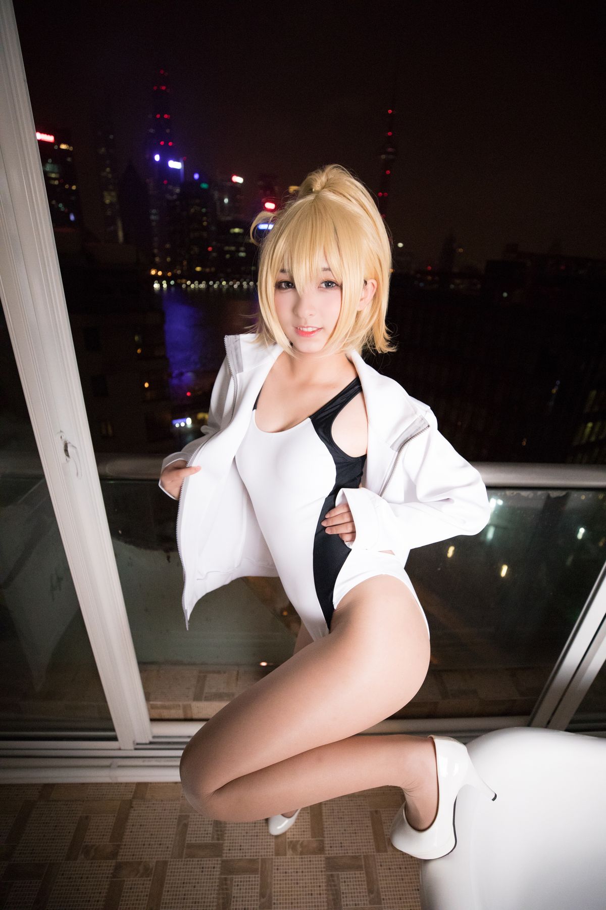 Coser@神楽坂真冬 Vol 036 电子相册 白贞德 Swimingthedrea B 0040 5396750527.jpg