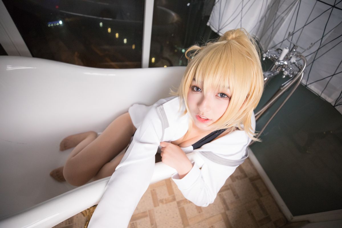 Coser@神楽坂真冬 Vol 036 电子相册 白贞德 Swimingthedrea B 0074 3112042496.jpg