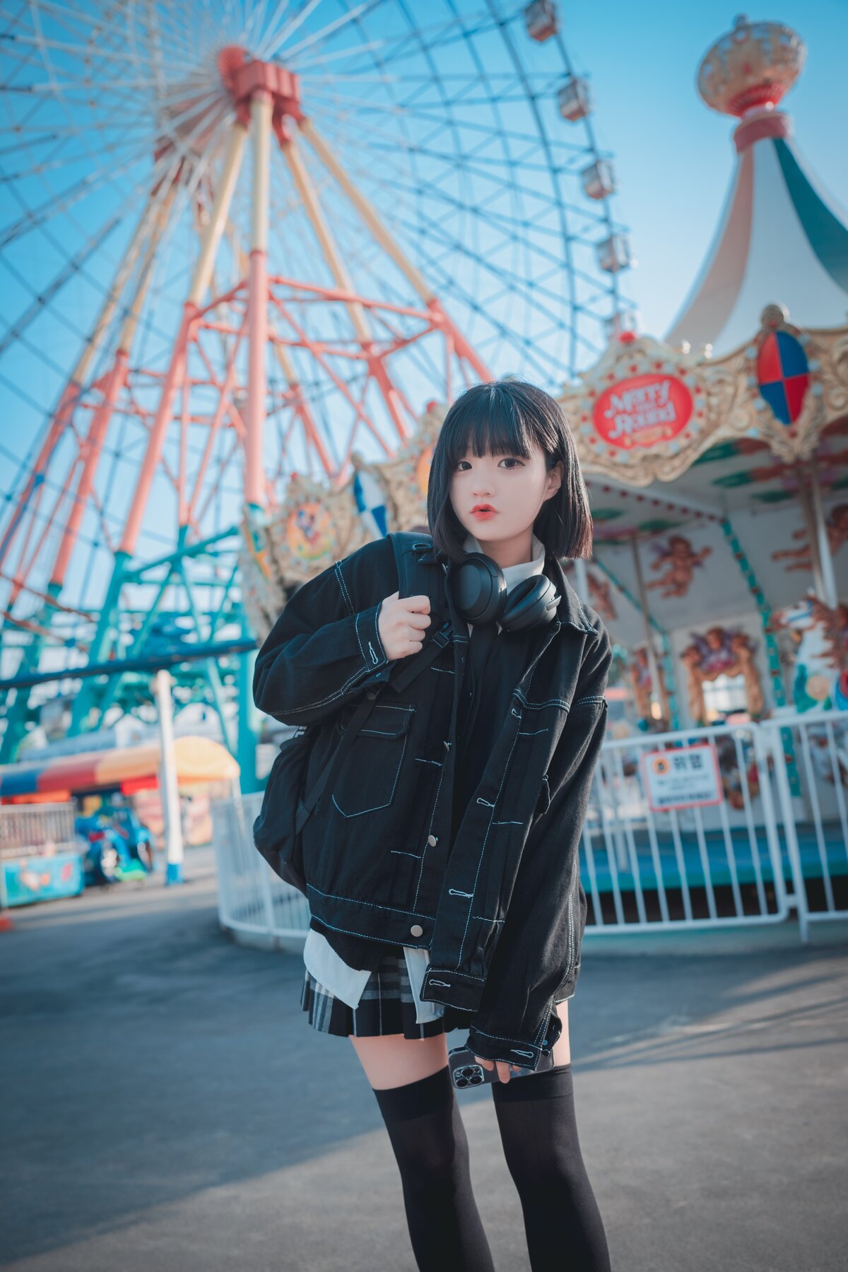 DJAWA Jeong Jenny 정제니 Theme Park Girl B 0065 6585509472.jpg