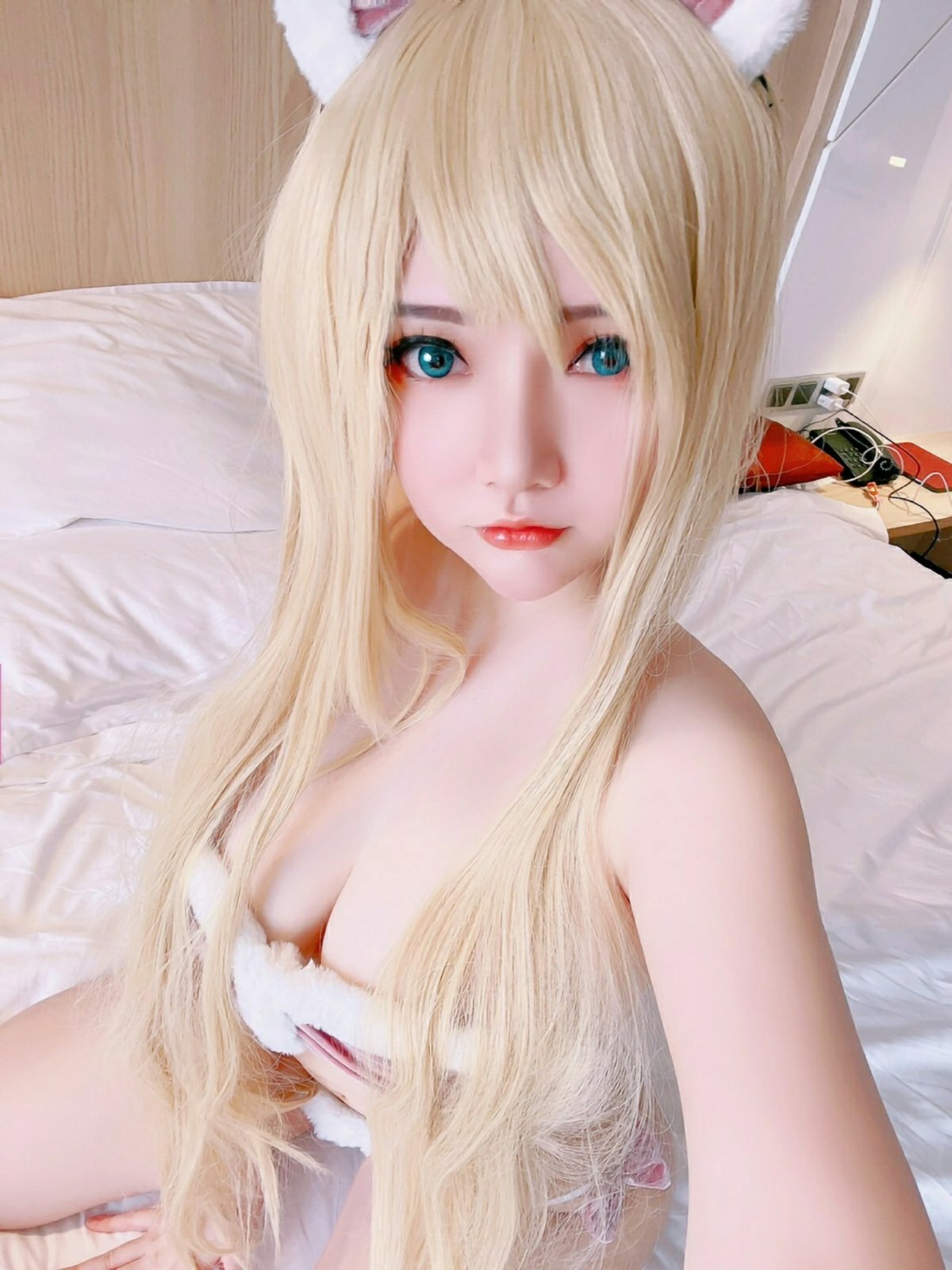 Coser@Potato Godzilla April Patreon Selfies 0020 5647486096.jpg