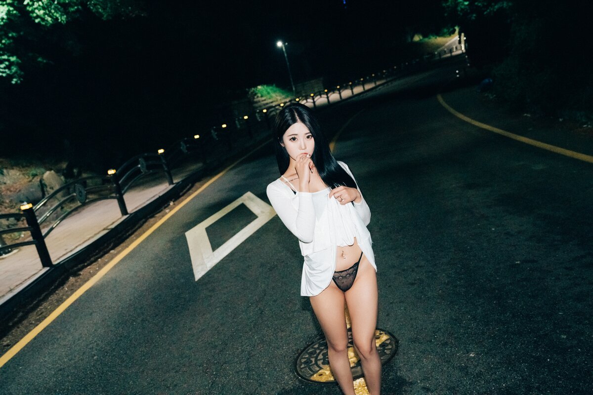 Loozy Bomi 보미 Night Roads 0003 6342255922.jpg