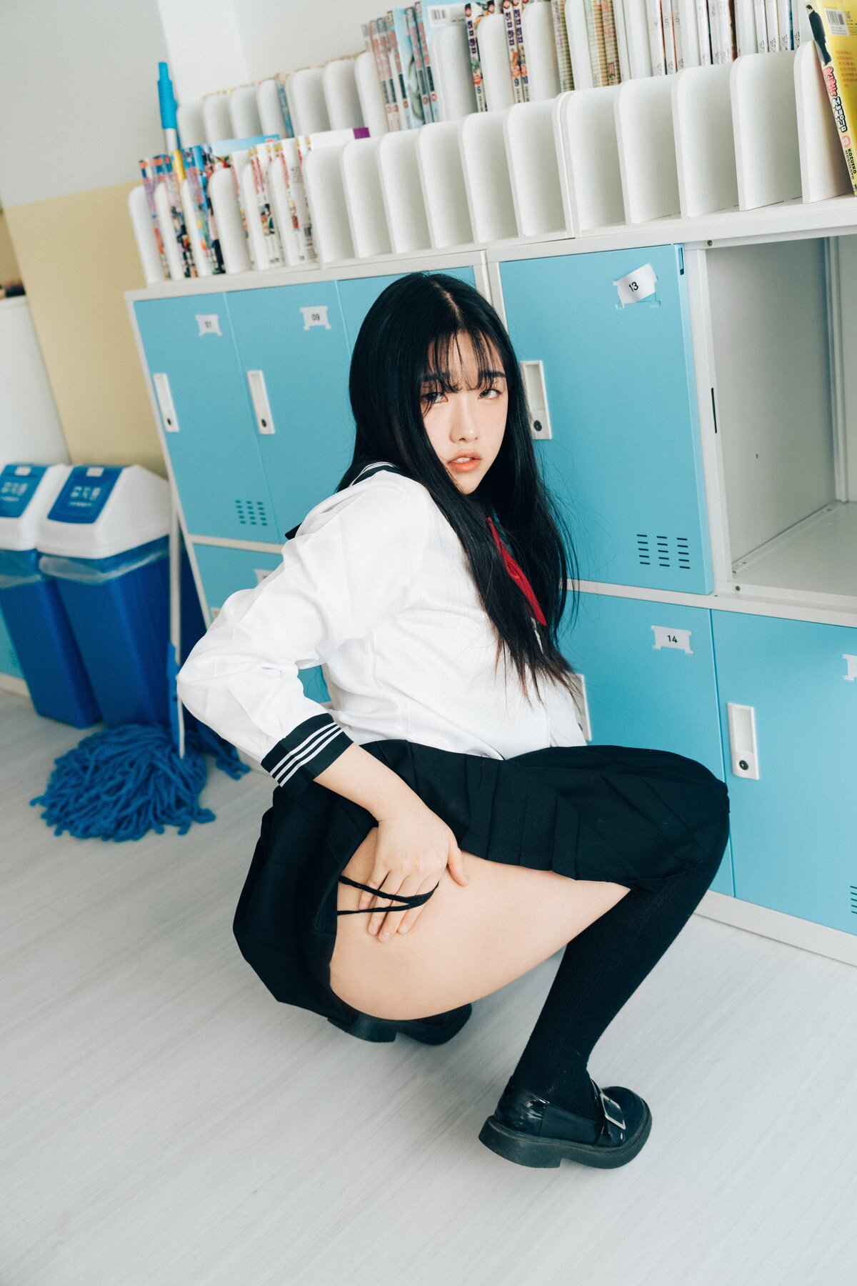 Loozy Zia 지아 x Sonson 손손 Bitch Academy Hard A 0012 9491165750.jpg