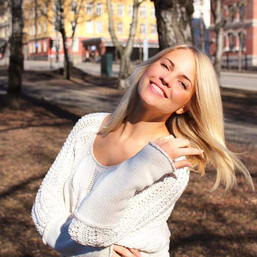 Emilie Marie Nereng Temperament Lovely Picture and Photo