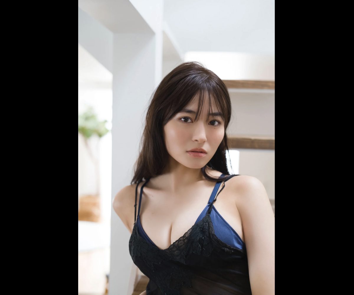 FRIDAY Digital Photobook 2021 01 29 Mao Sakurada 桜田茉央 F cup older sister Ｆカップなお姉さん 005 8916344181.jpg