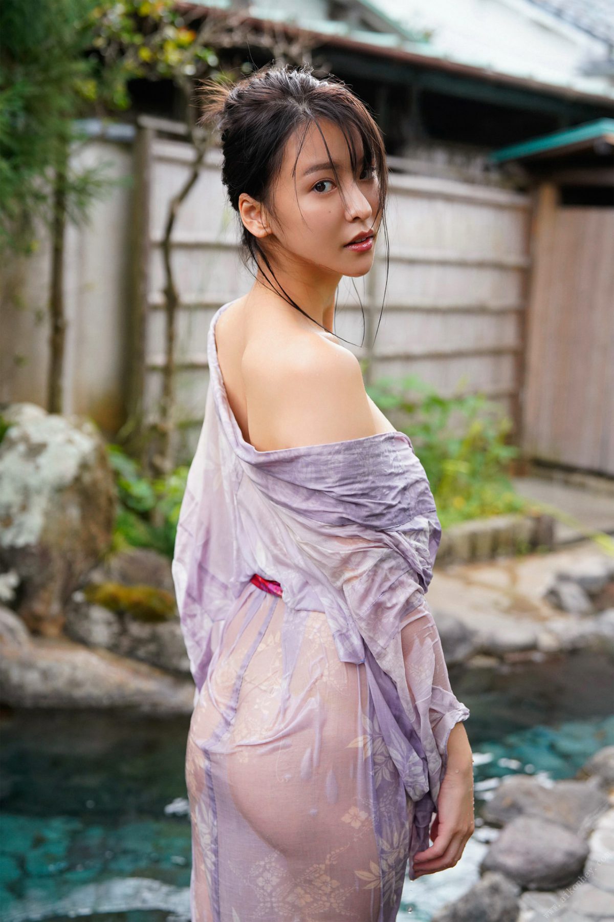 Weekly Gendai Photobook 2022 04 26 Sena Natsuki 奈月セナ Tamayura Beauties of nature たまゆら 花鳥風月 50 4792770444.jpg