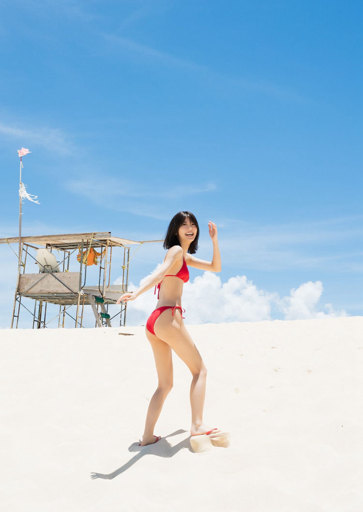 YJ Photobook 2021 09 02 Mio Kudo 工藤美桜 Wonder 不思議 002 7257717618.jpg