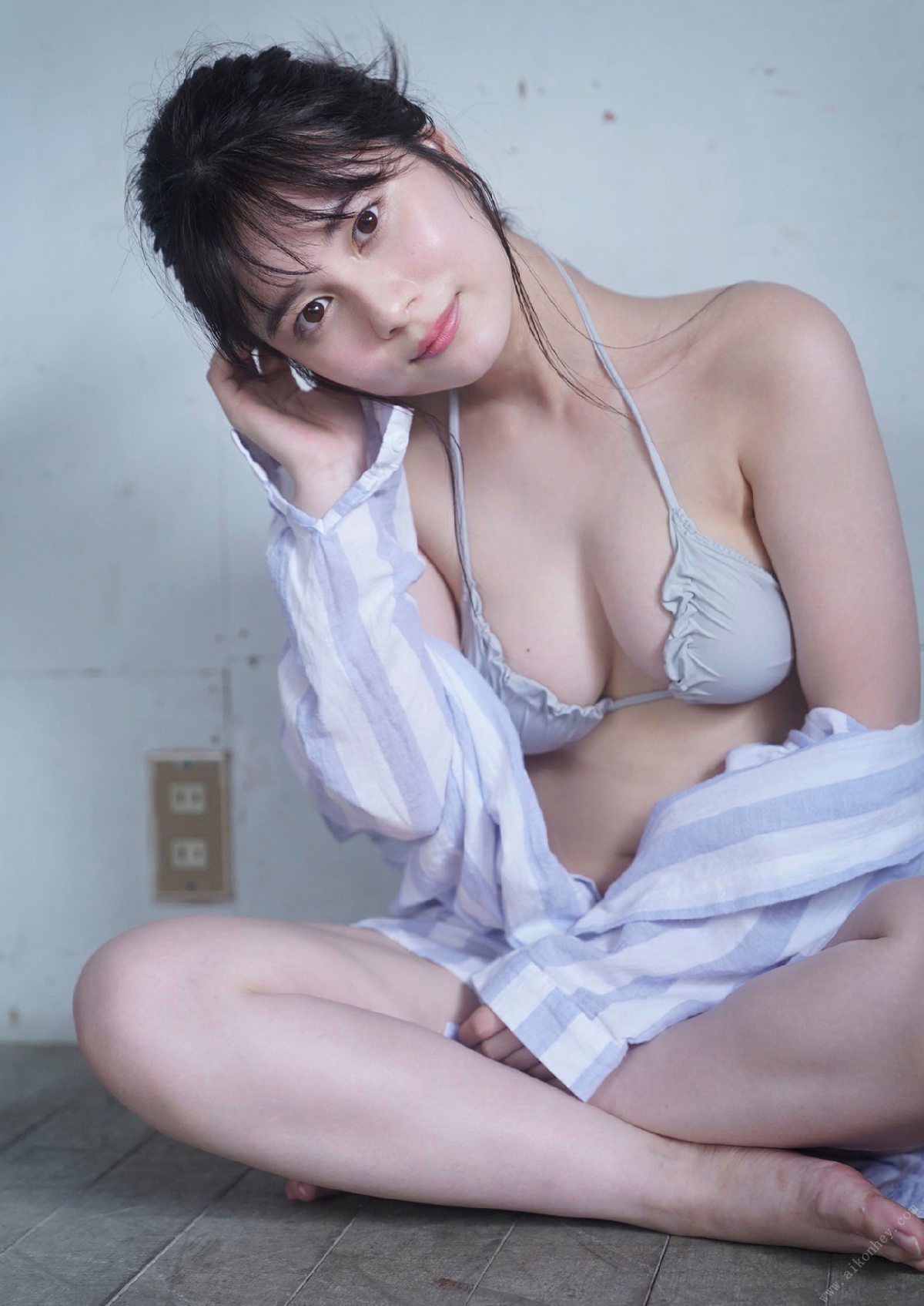 Photobook 2019 11 18 Sakurako Okubo 大久保桜子 Sakura Seven changes さくら七変化 0017 0477879787.jpg