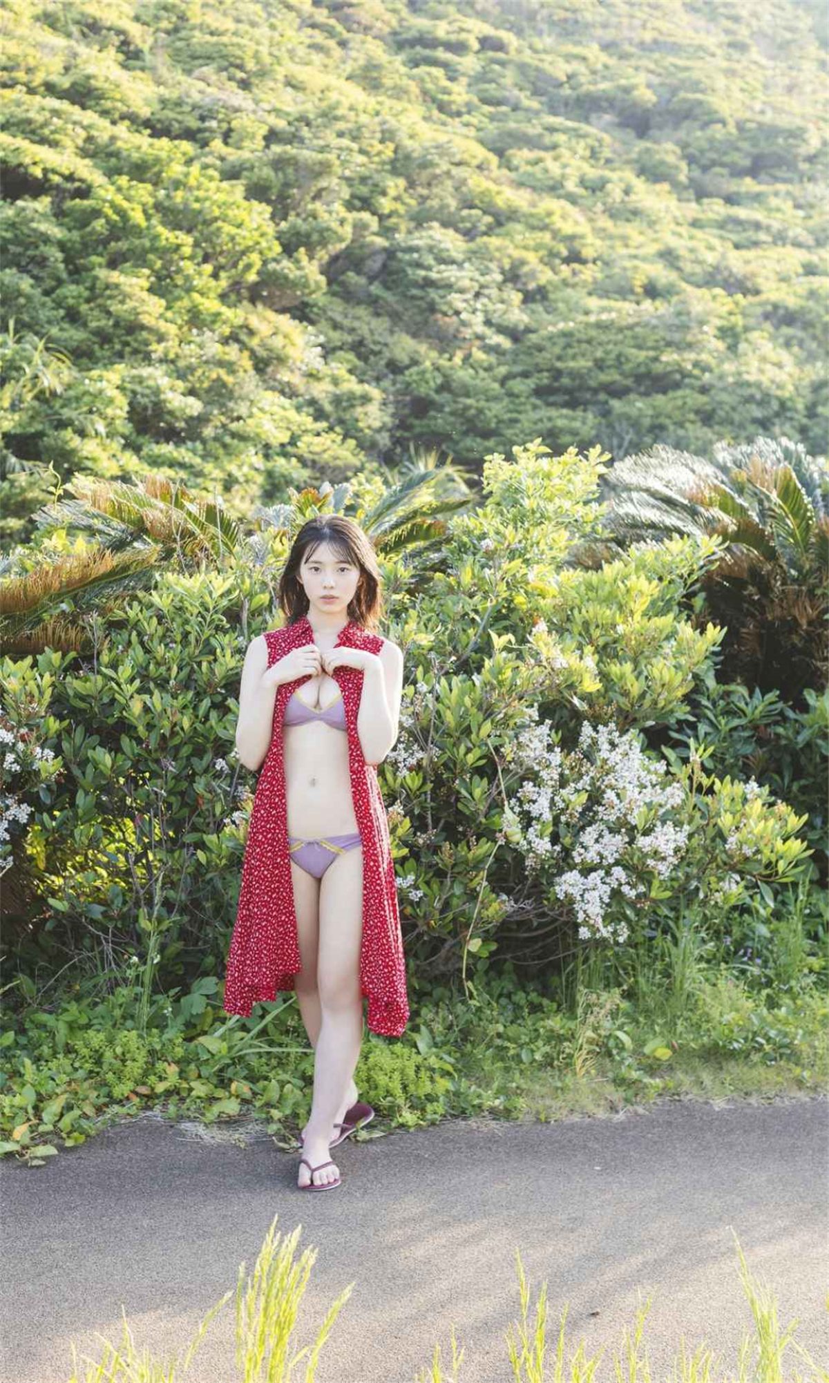 Weekly Photobook 2022 05 16 Hina Kikuchi 菊地姫奈 A Trip To Love  Prologue  好きになる旅 prologue 00009 0659957152.jpg