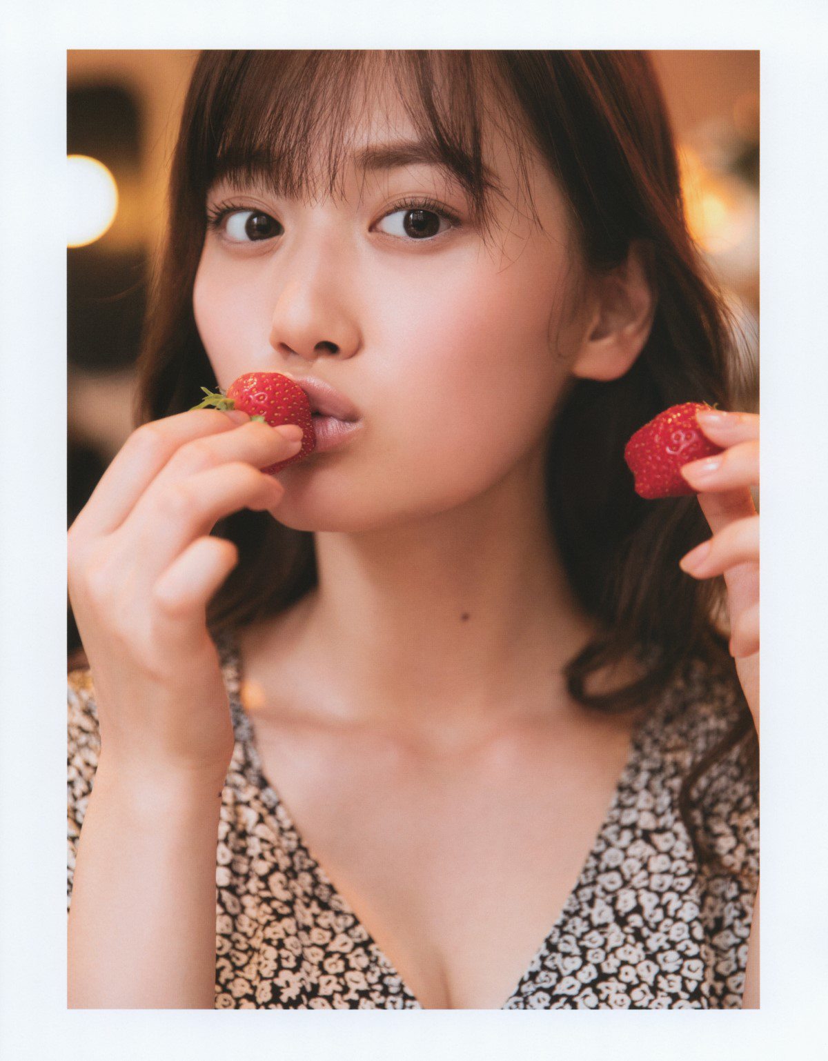 Photobook 乃木坂46 山下美月1st写真集 忘れられない人 B 00068 7465143678.jpg