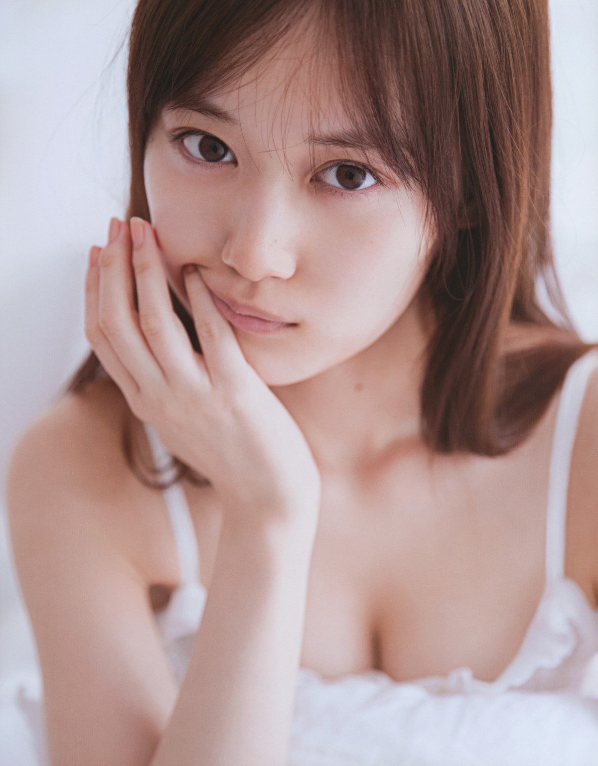 Photobook 乃木坂46 山下美月1st写真集 忘れられない人 B 00087 2805863304.jpg