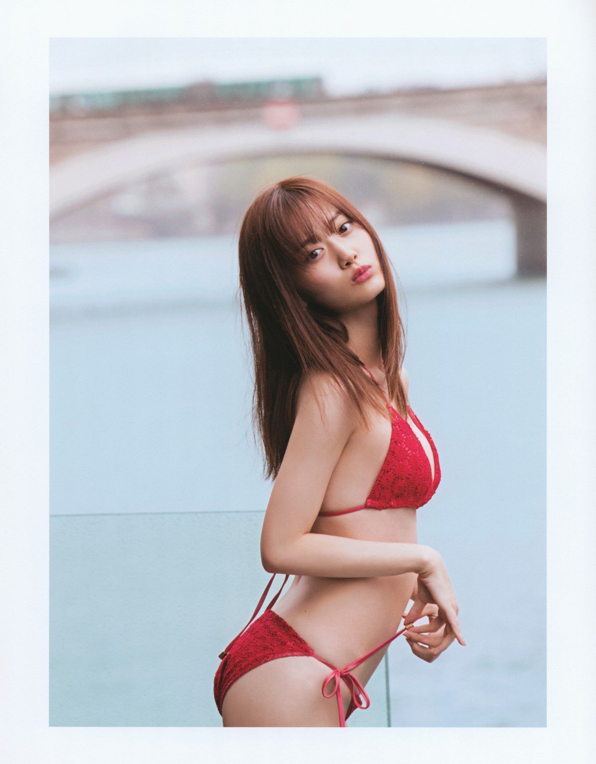 Photobook 乃木坂46 山下美月1st写真集 忘れられない人 A 00059 7602865056.jpg