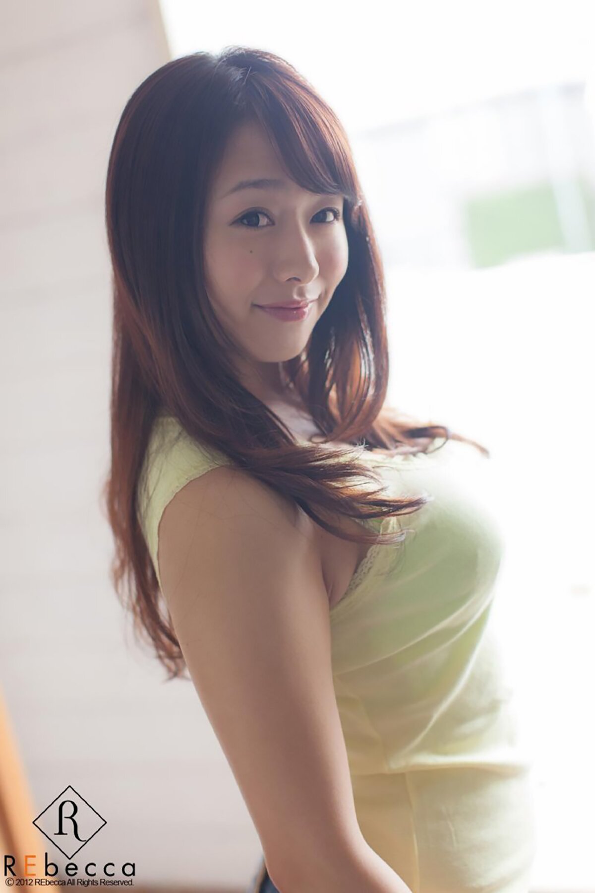 Photobook Shiraishi Marina 白石茉莉奈 I Want To See Maririn Again Marina Shiraishi 0015 8695681493.jpg