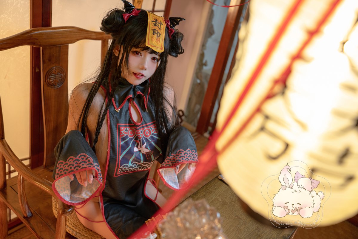 Coser@黏黏团子兔 僵尸蹲蹲 0003 4895327247.jpg