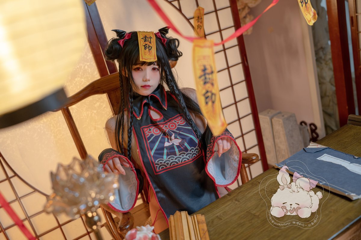 Coser@黏黏团子兔 僵尸蹲蹲 0004 6494426390.jpg