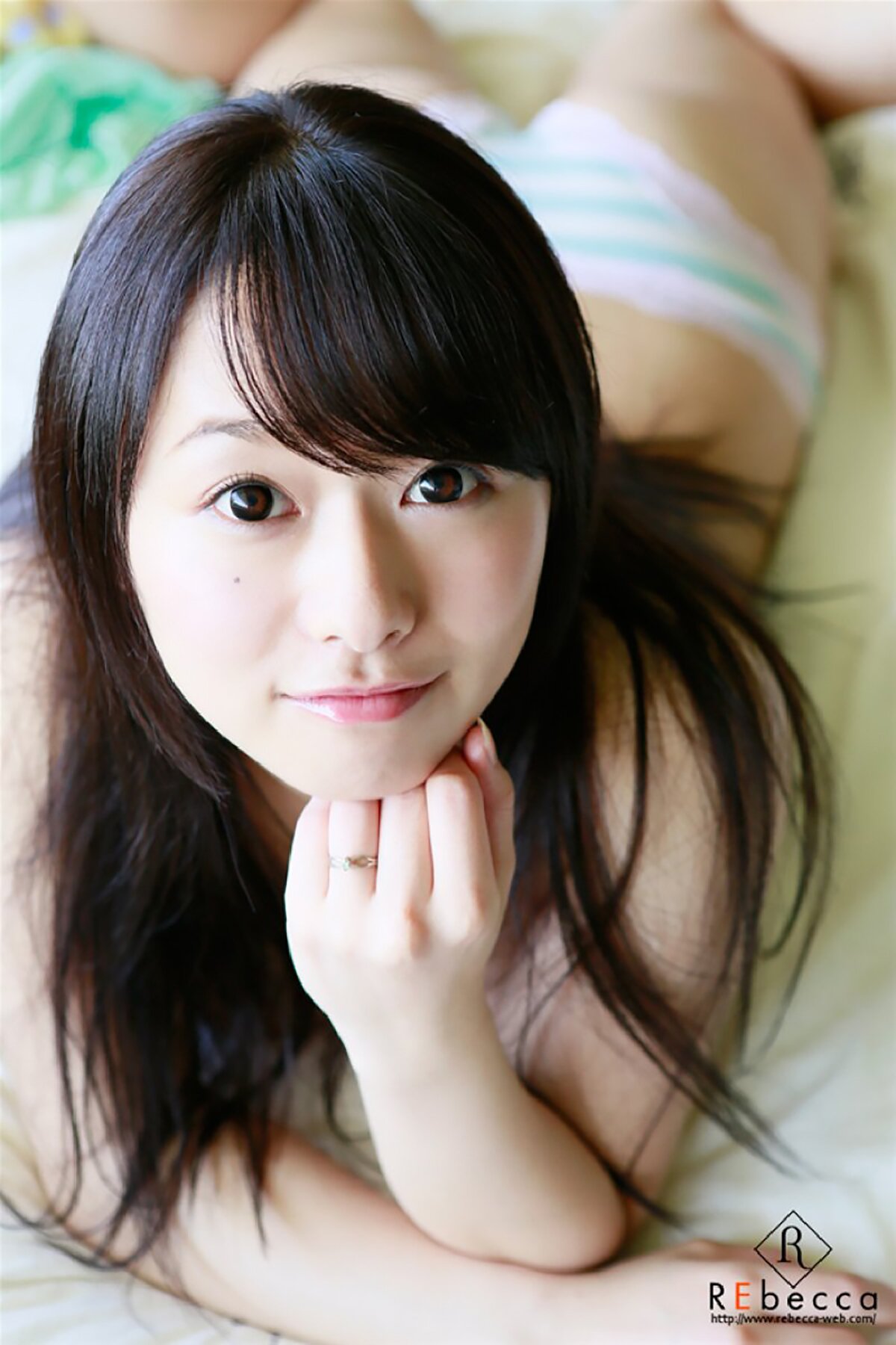 Photobook Shiraishi Marina 白石茉莉奈 Mamadol Is A G Cup 0019 7568879250.jpg