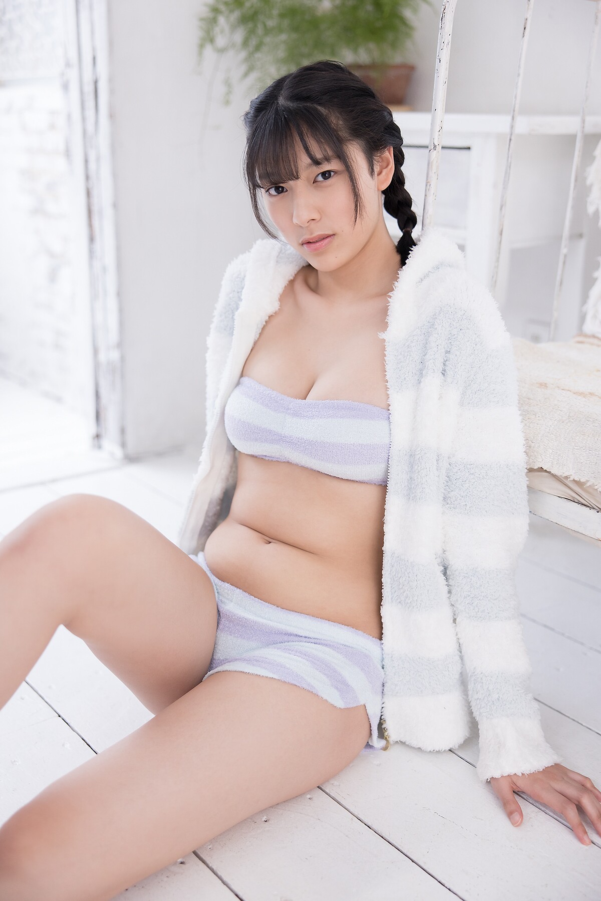 Minisuka tv 2023 04 06 Eyu Hirayama 平山えゆ Regular Gallery Set 7 2 0028 4715145955.jpg