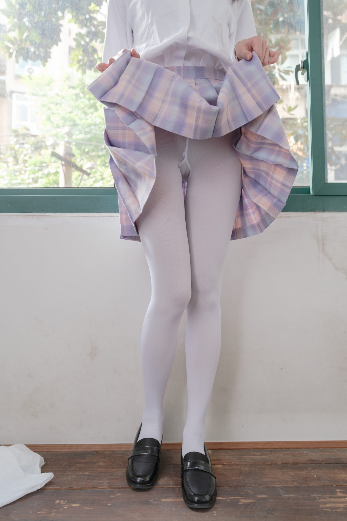 Coser@小七 Vol 001 森萝财团 内部VIP系列 雏菊001 A 0053 1258883793.jpg