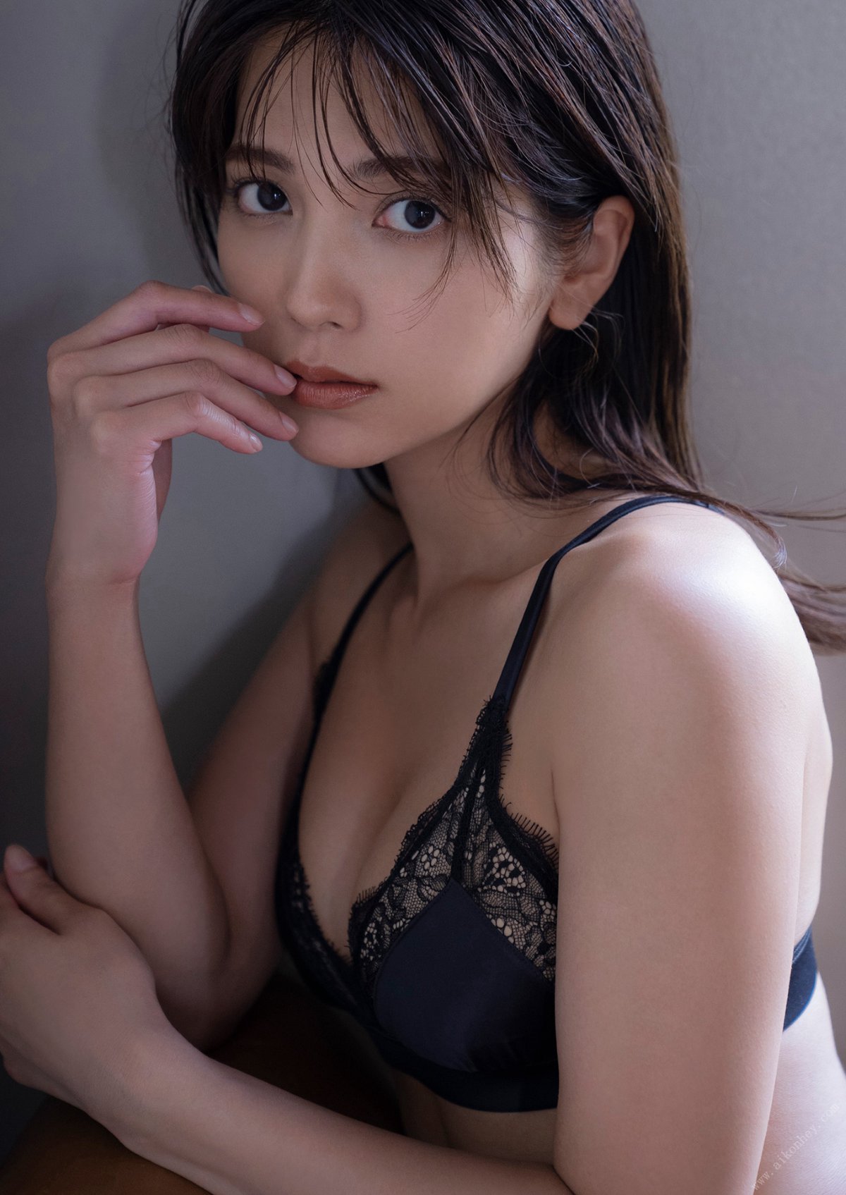 Photobook Miki Nanri 南里美希 heavenly body 2021 11 29 0029 8361876485.jpg