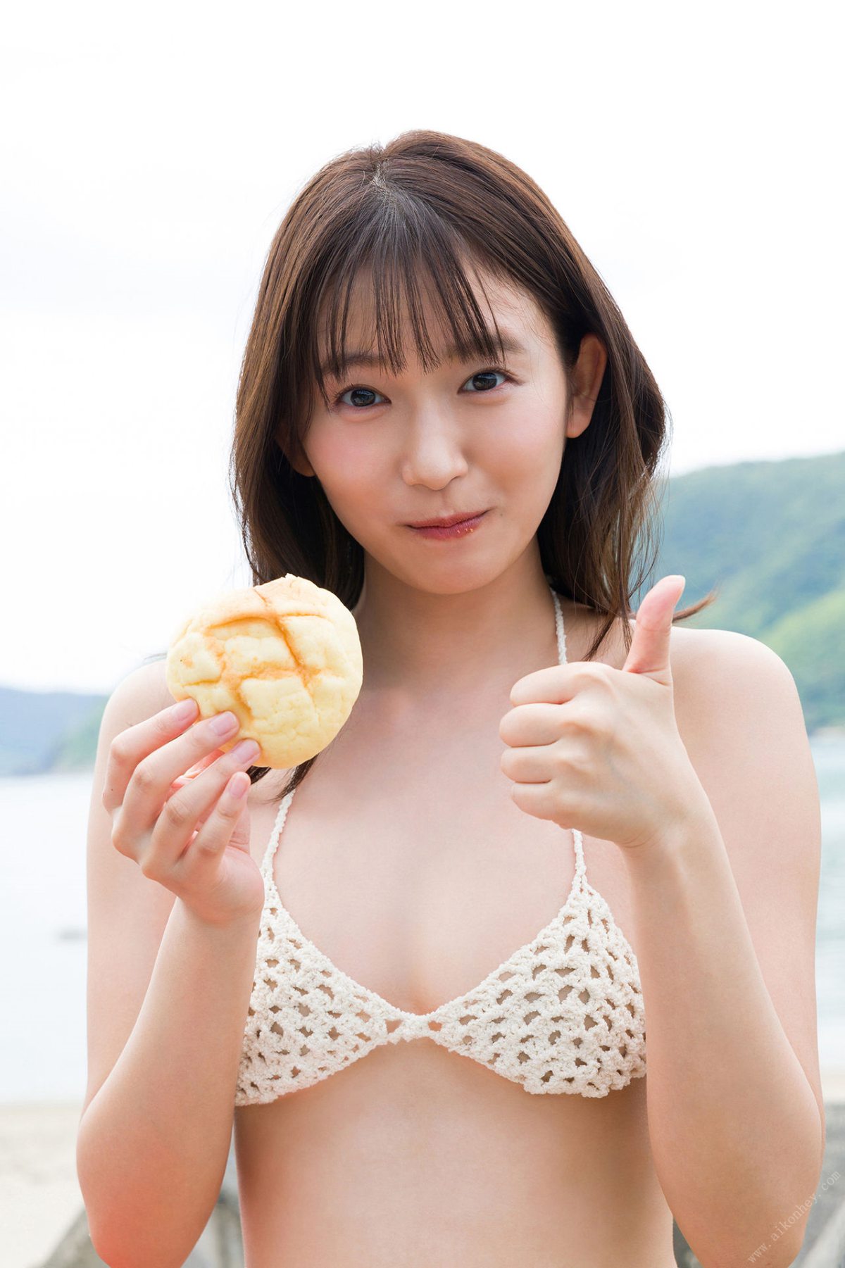 Photobook Nene Shida 志田音々 1st Photobook nene Maruttorippu nene－まるっとりっぷ－ 2022 07 14 0071 0481765941.jpg