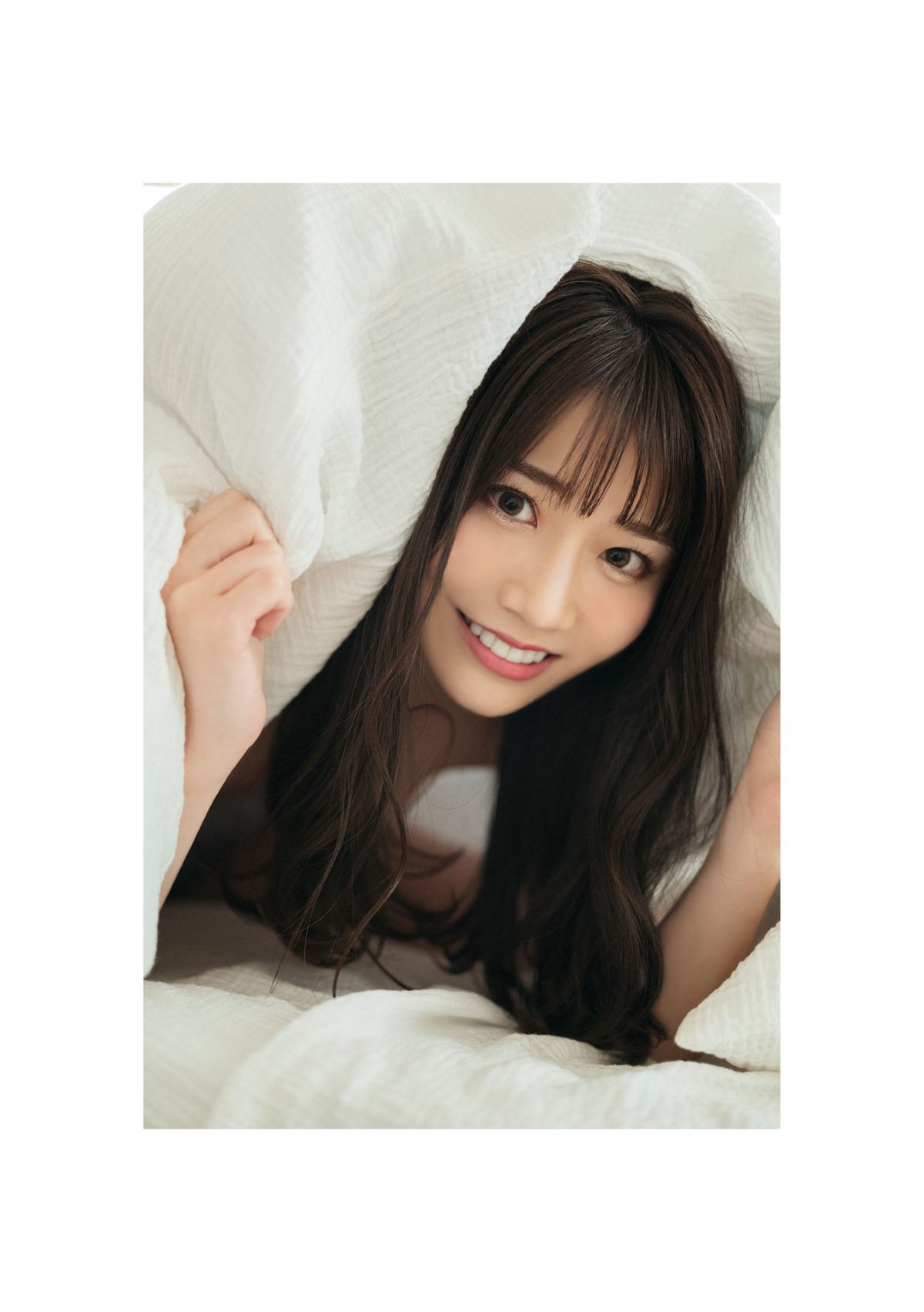 Photobook Saika Kawakita 河北彩花 Taken とられち 2022 07 11 0082 7523657775.jpg