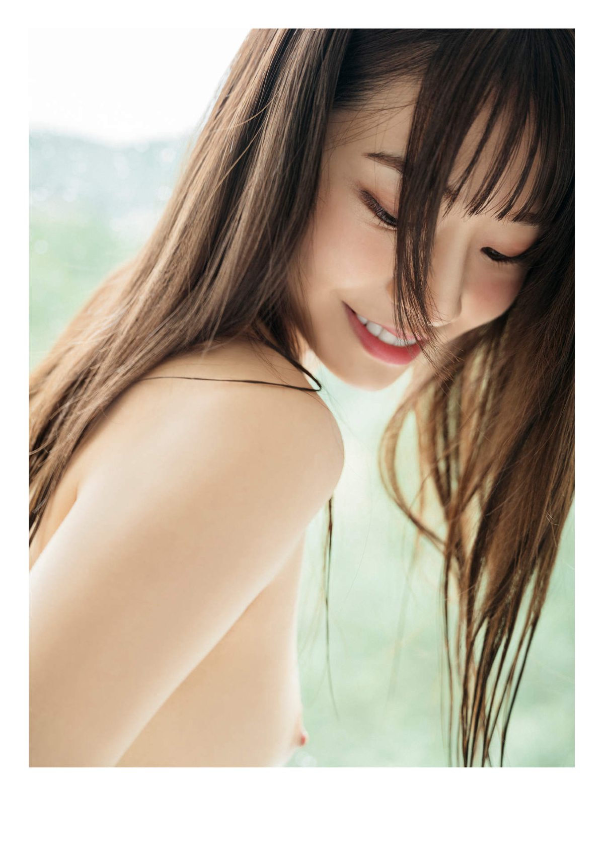 Photobook Saika Kawakita 河北彩花 Taken とられち 2022 07 11 0125 3560755540.jpg