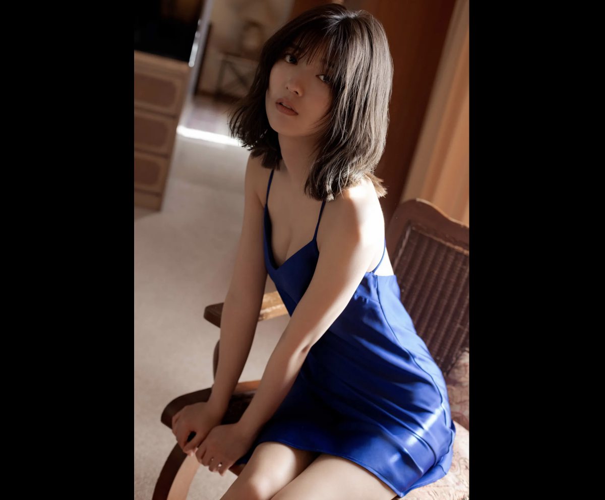 FRIDAY Mio Kudo 工藤美桜 Monthly Girl 011 マンスリーガール011 2022 04 28 0064 4569952136.jpg