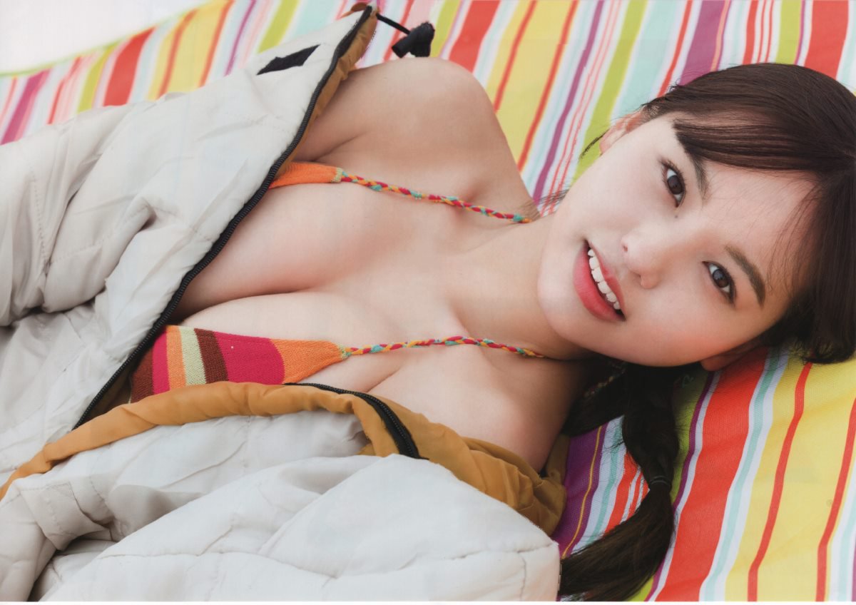 Photobook NMB48本郷柚巴1st写真集 美しい果実 0011 5764319671.jpg