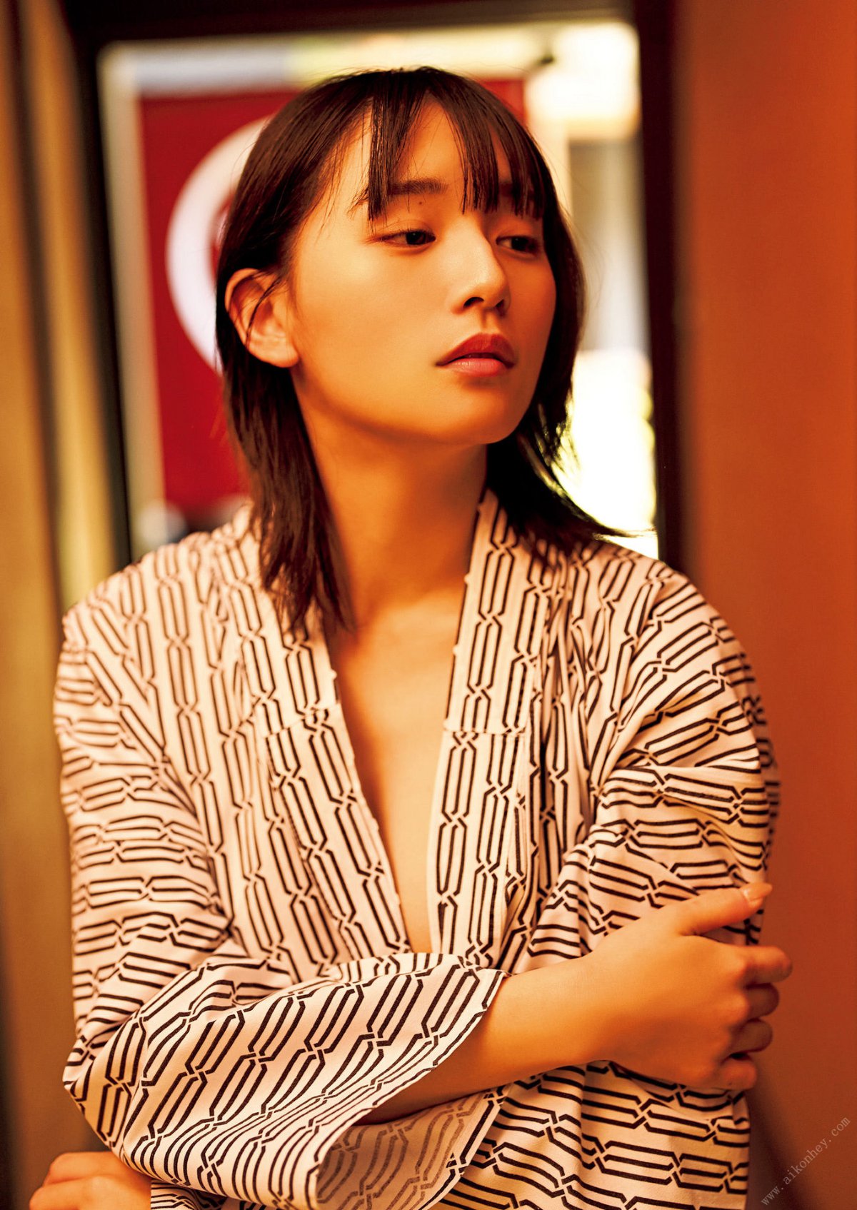 Photobook Nana Asakawa 浅川梨奈 GR WTH 2022 06 29 B 0007 0029782254.jpg