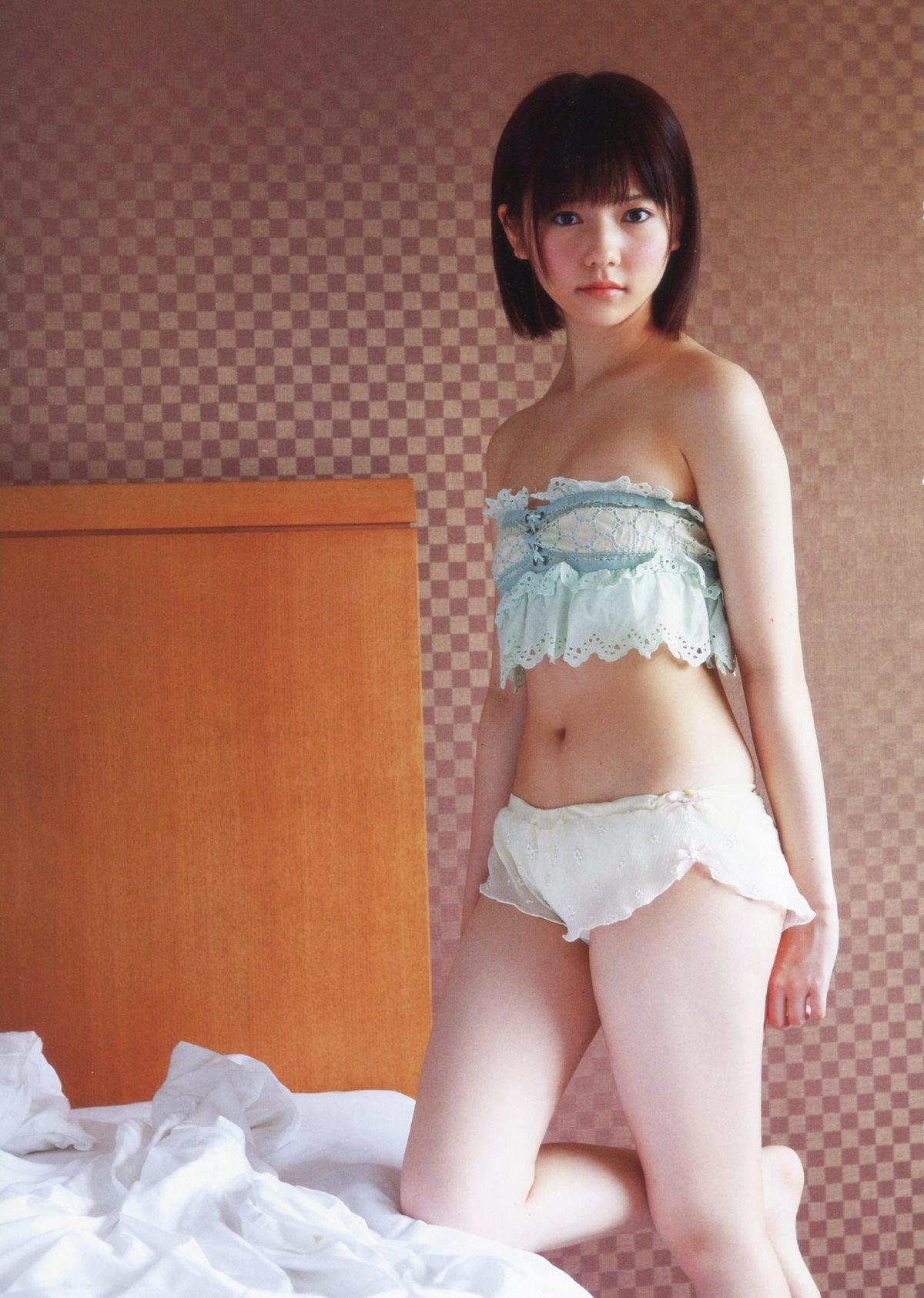 Photobook Haruka Shimazaki 島崎遥香 1st Photobook Paruru Komaru  ぱるる、困る 2013 07 19 A 0073 9174834484.jpg