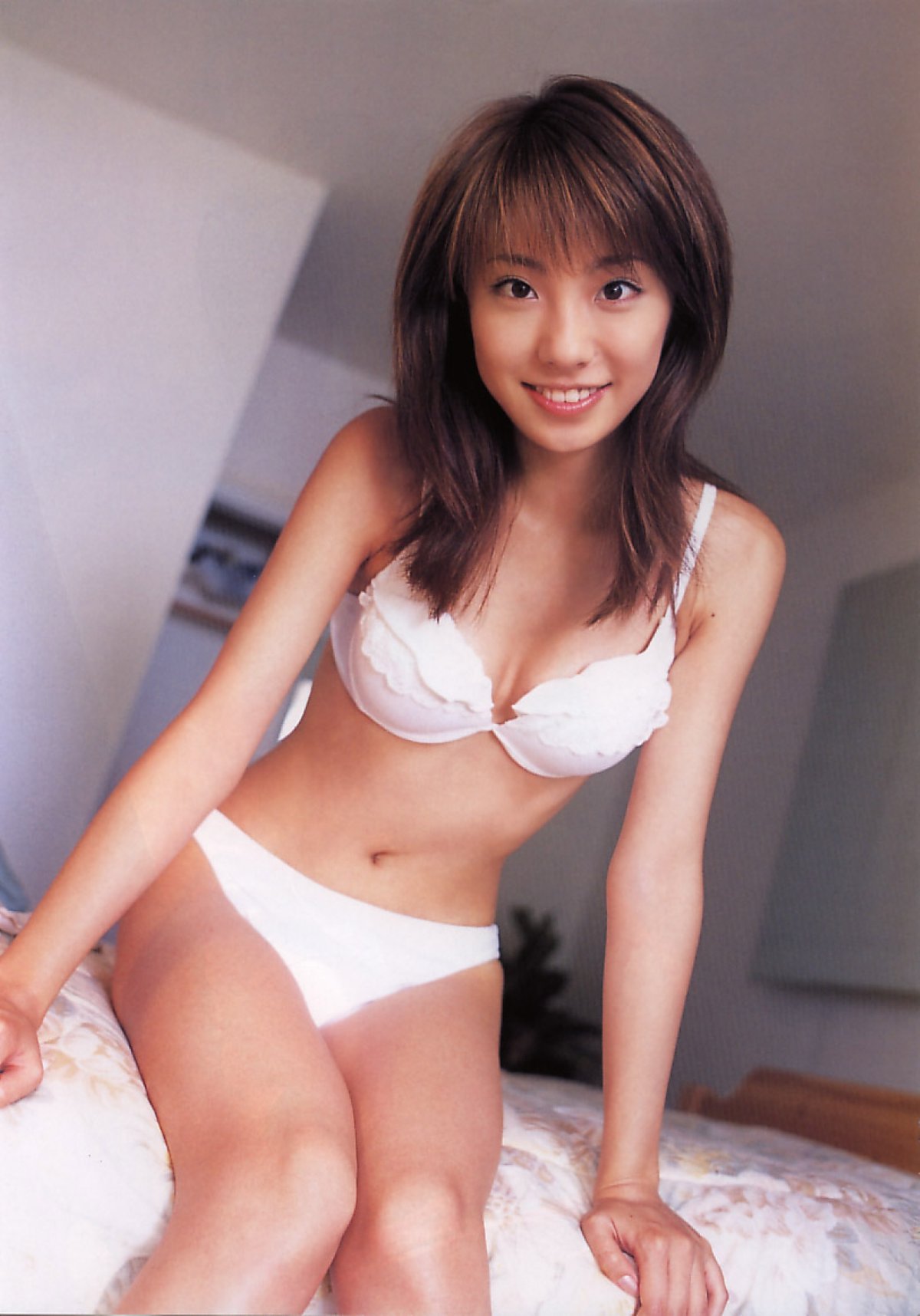 Photobook Azusa Yamamoto 山本梓 RealBlue 2002 12 10 0018 0249308944.jpg