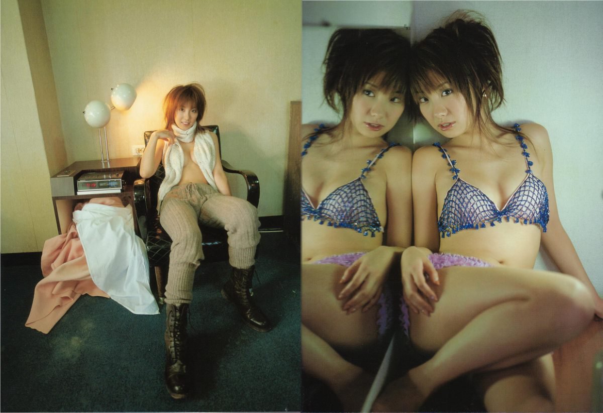 Photobook Azusa Yamamoto 山本梓 as a girl アズ ア ガール 2004 05 08 0042 8428758434.jpg