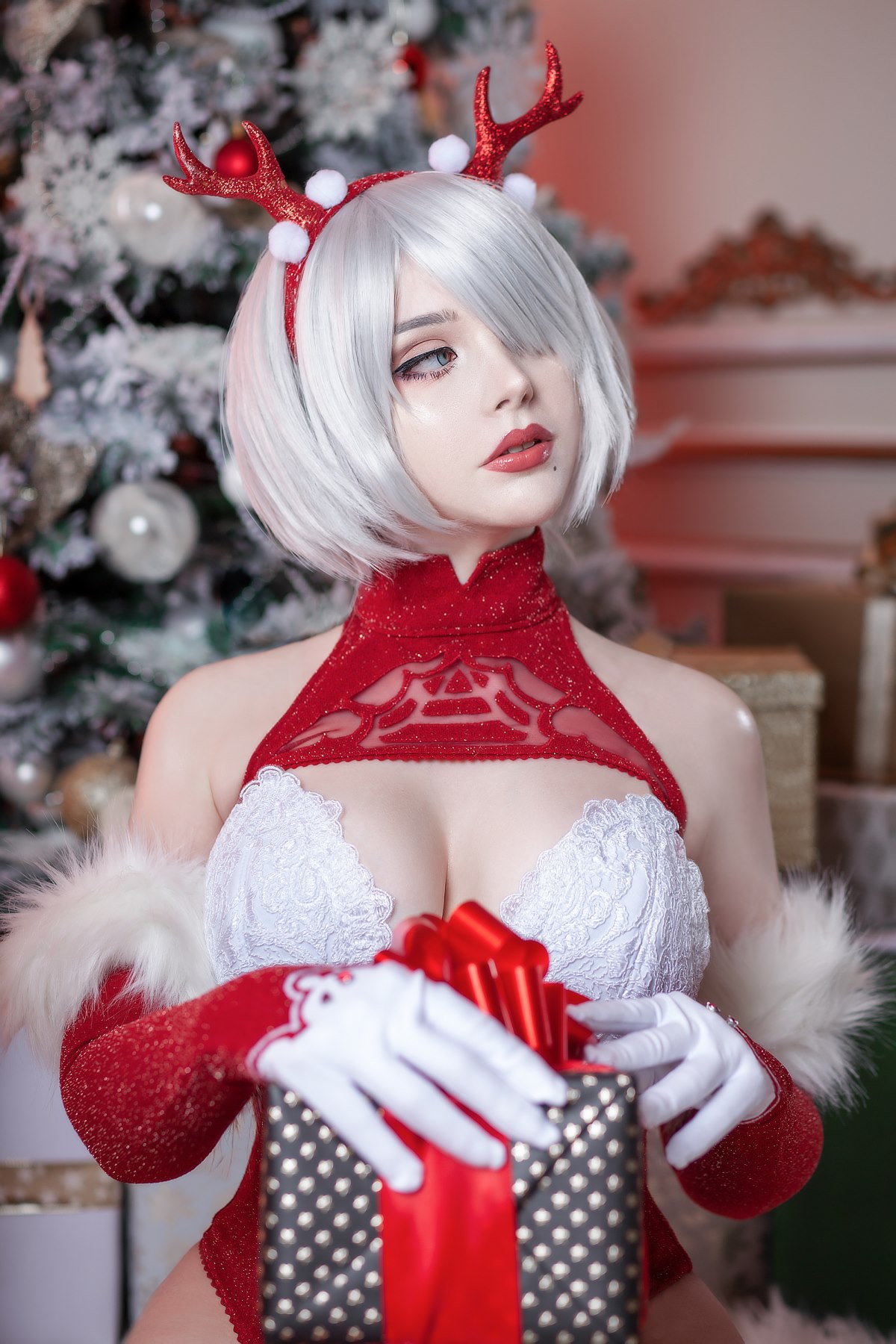 Coser@Sayathefox Santa 2B 0009 9928282085.jpg