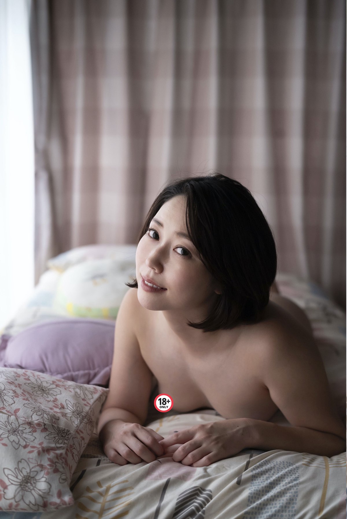 Photobook アサ芸SEXY女優写真集 Tokyo Affair 東京不倫 Sanae 33 Years Old Tokyo Affair Itabashi Ward Woman 0048 5322622336.jpg