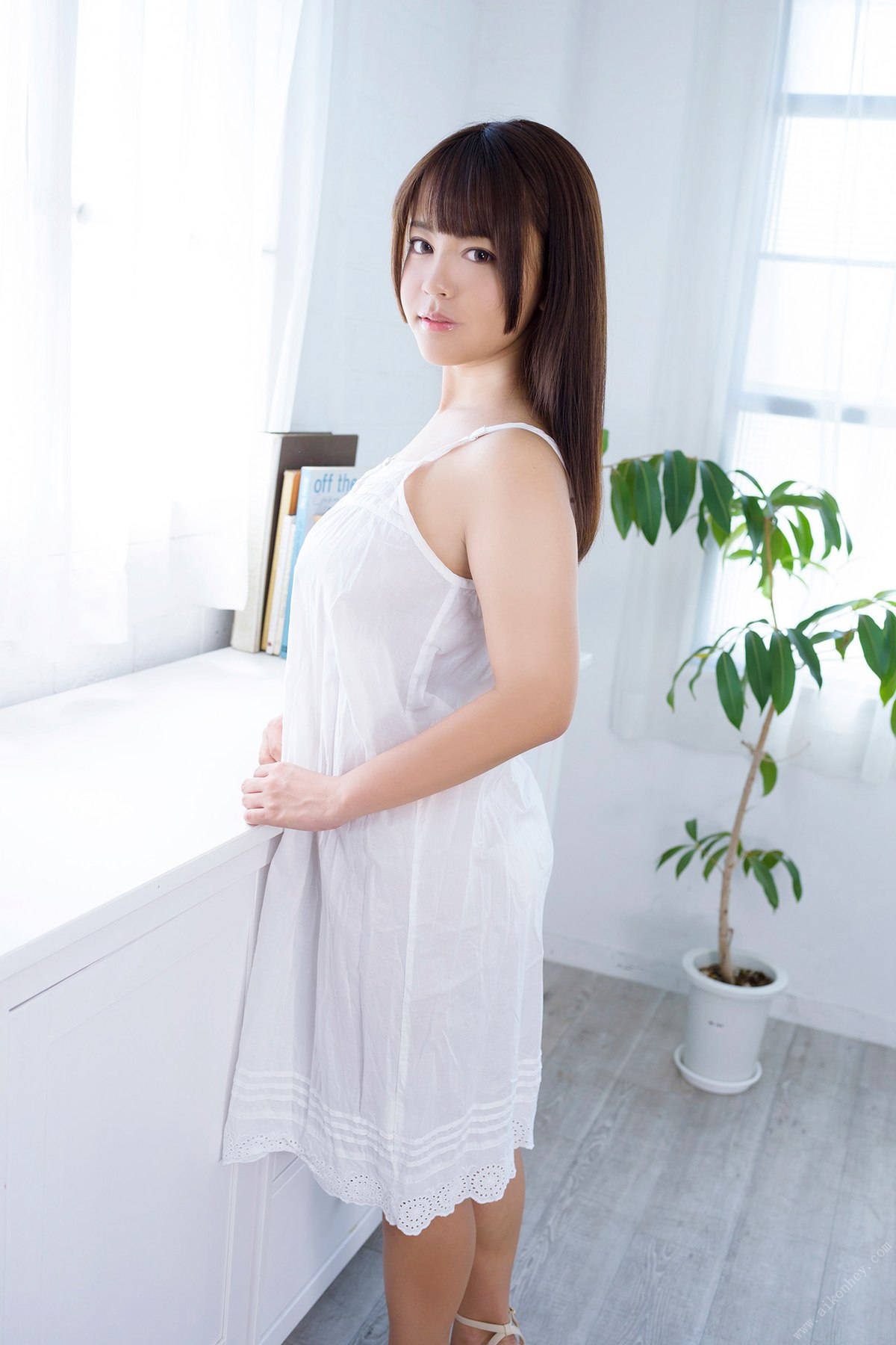 Photobook 2019 11 01 Shion Yumi 夕美しおん Lovers Day 0019 4309261440.jpg