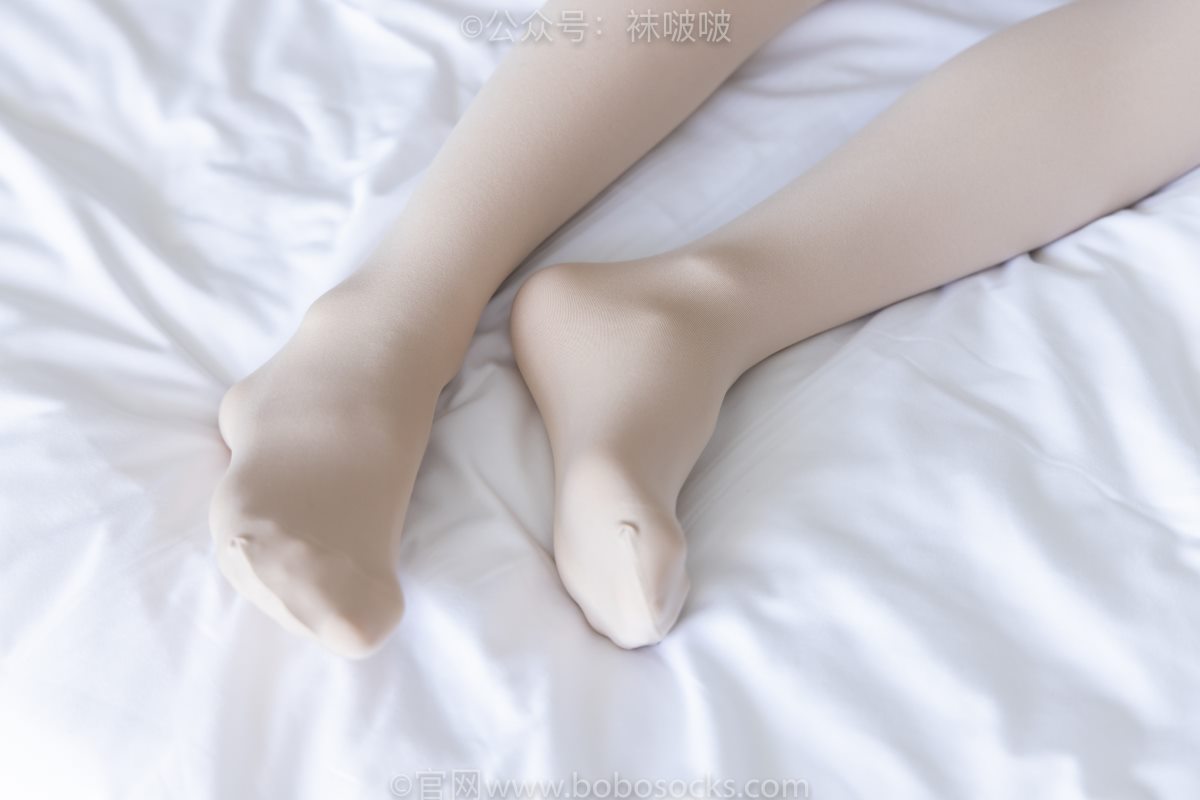 BoBoSocks袜啵啵 NO 031 Xiao Nai Xiong 0138 8710555443.jpg