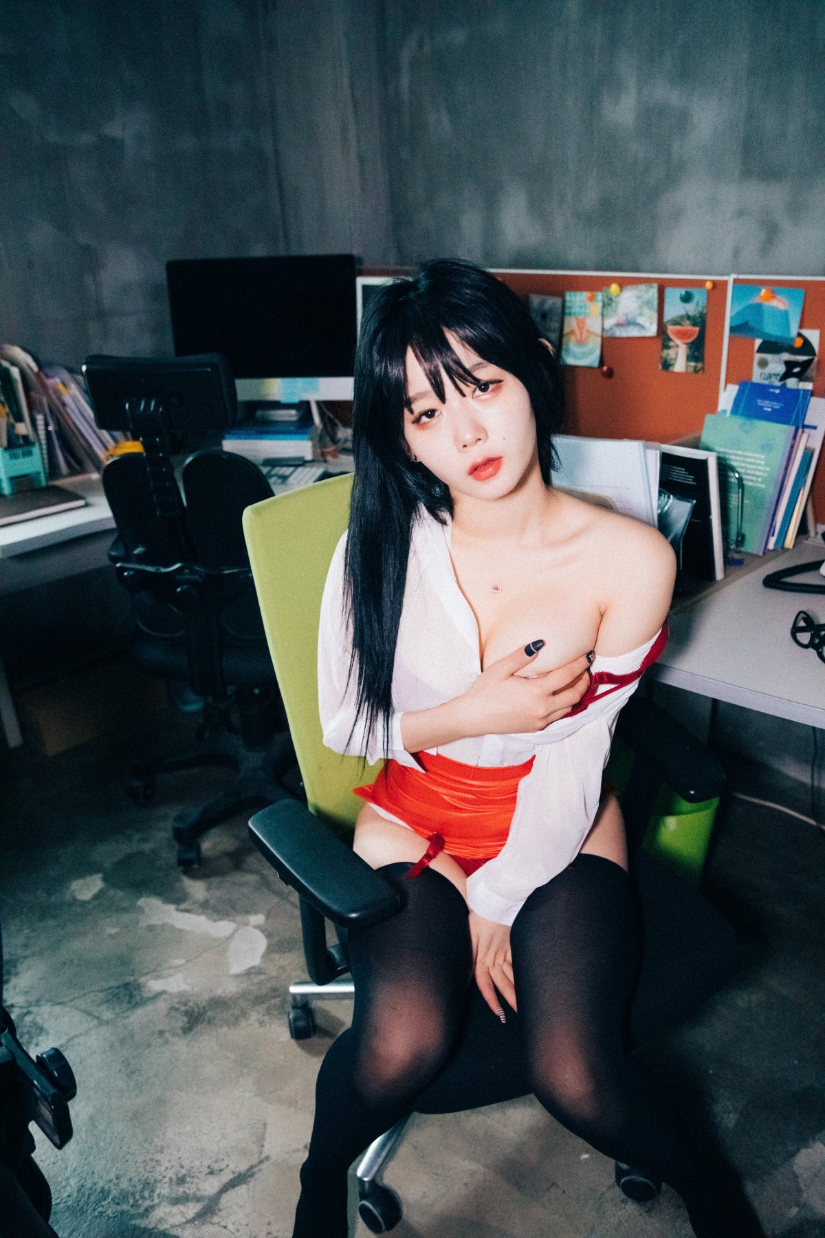 Loozy Zia 지아 Office slave B 0009 4686633974.jpg