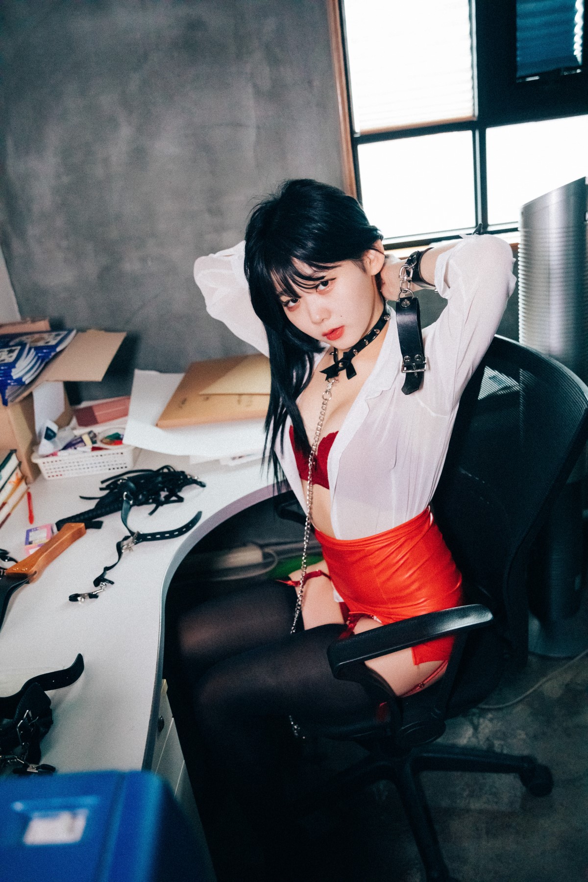 Loozy Zia 지아 Office slave B 0082 6829726309.jpg