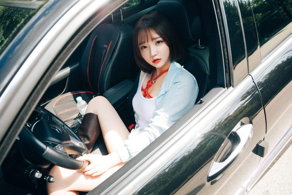 Loozy Son Ye Eun 손예은 SM CarXXX 0038 1823305721.jpg